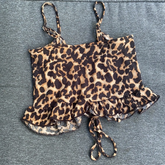 Cheetah print top - Picture 3 of 3